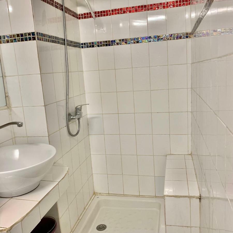 Residence Bertille Abidjan Cocody ภายนอก รูปภาพ