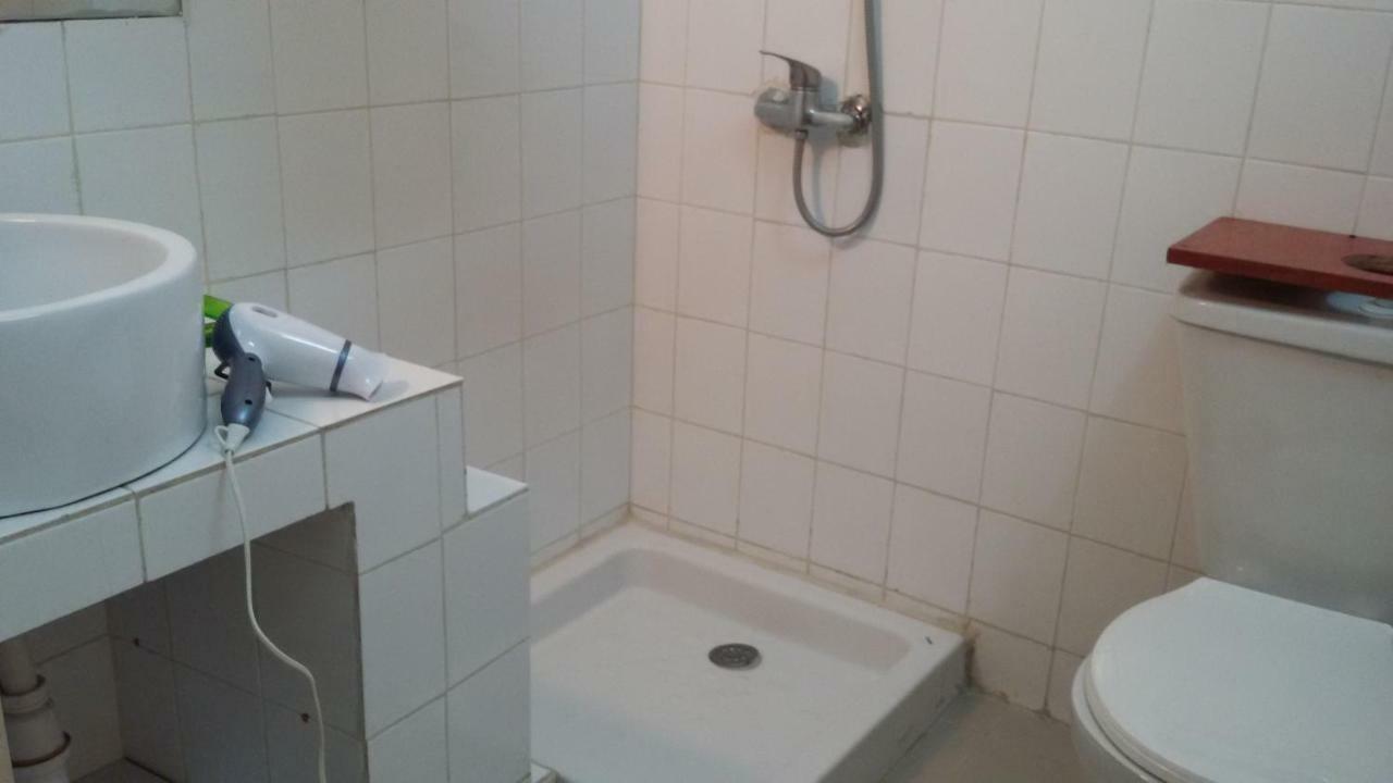 Residence Bertille Abidjan Cocody ภายนอก รูปภาพ